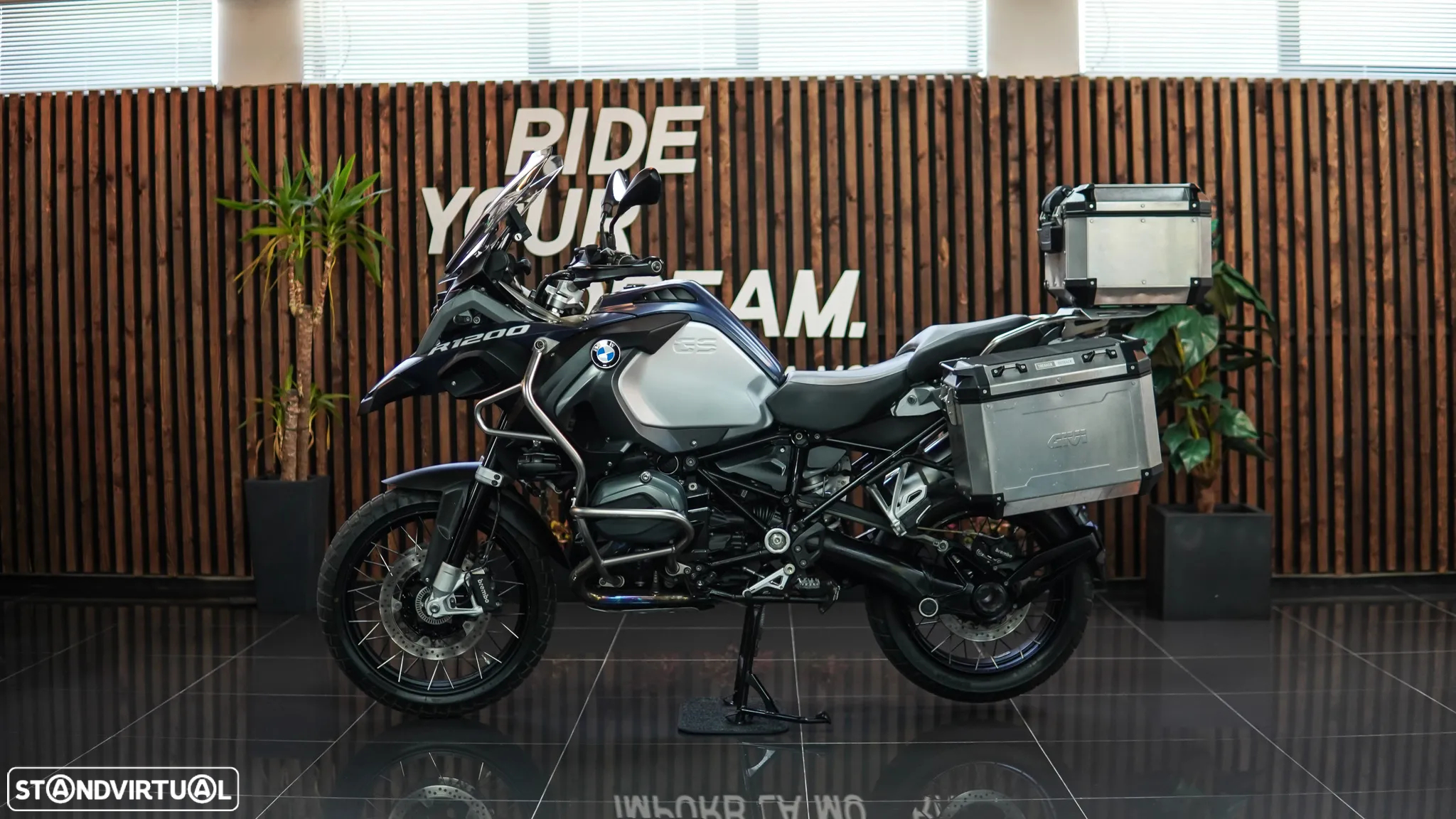BMW R 1200 GS Adventure Ocean Blue - 3