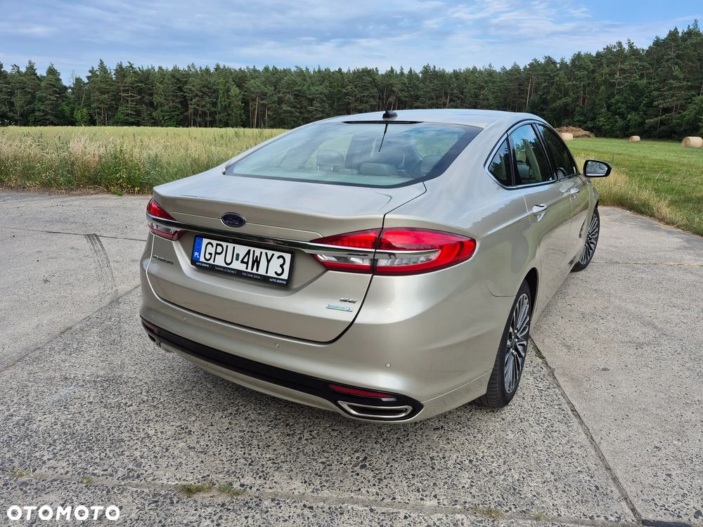 Ford Fusion - 7