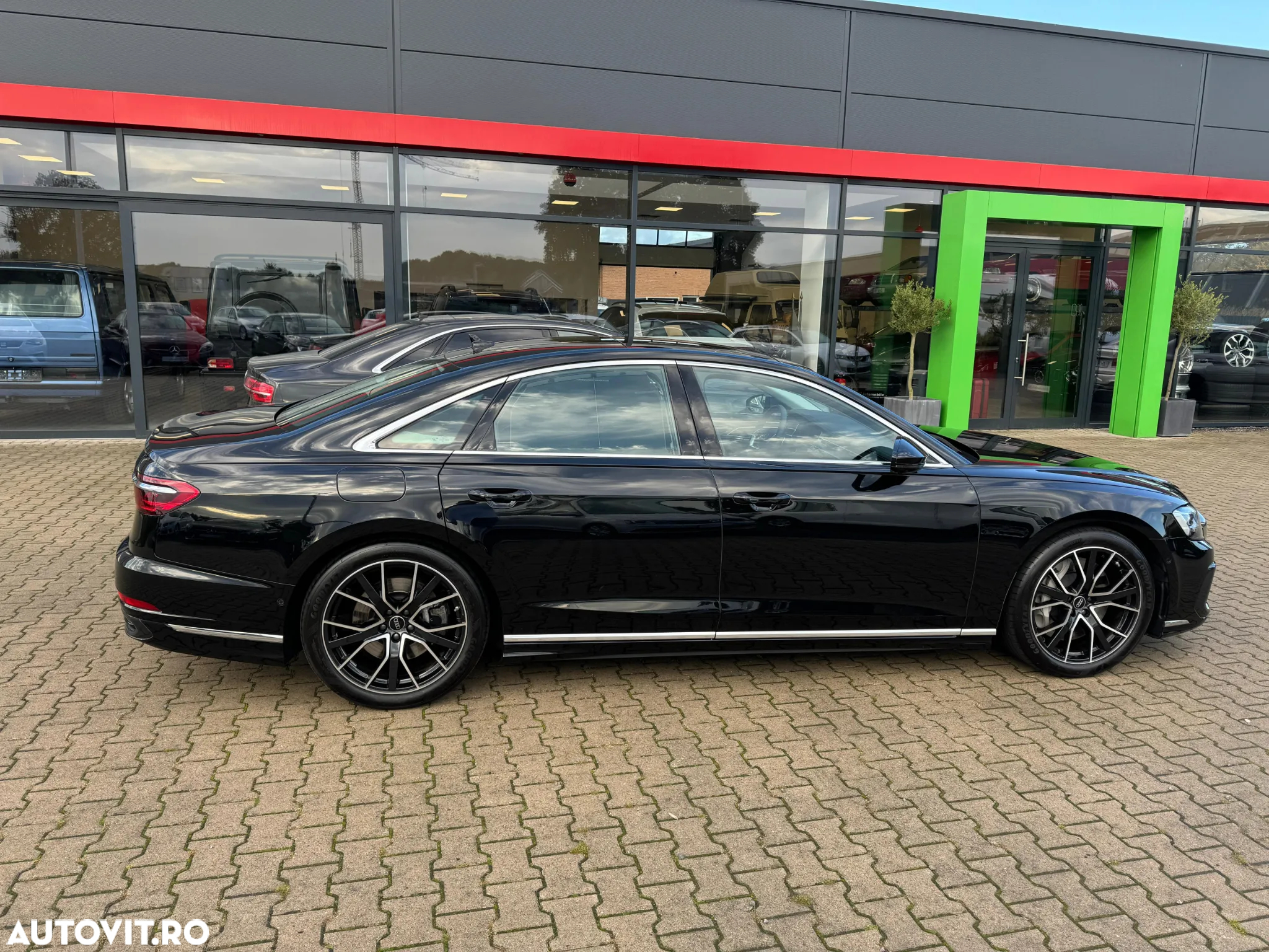 Audi A8 - 8