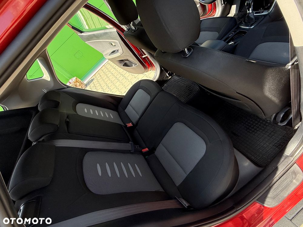 Kia Ceed 1.6 GDI L Business Line - 7