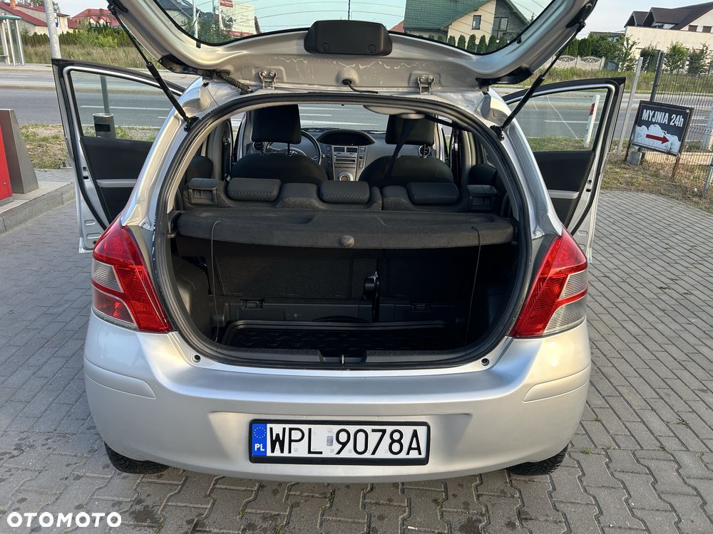 Toyota Yaris - 7