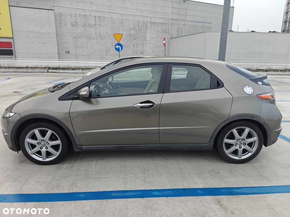 Honda Civic 1.8i-VTEC Executive - 3