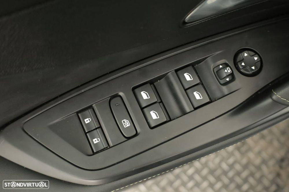 Peugeot 308 SW 1.2 PureTech GT EAT8 - 20