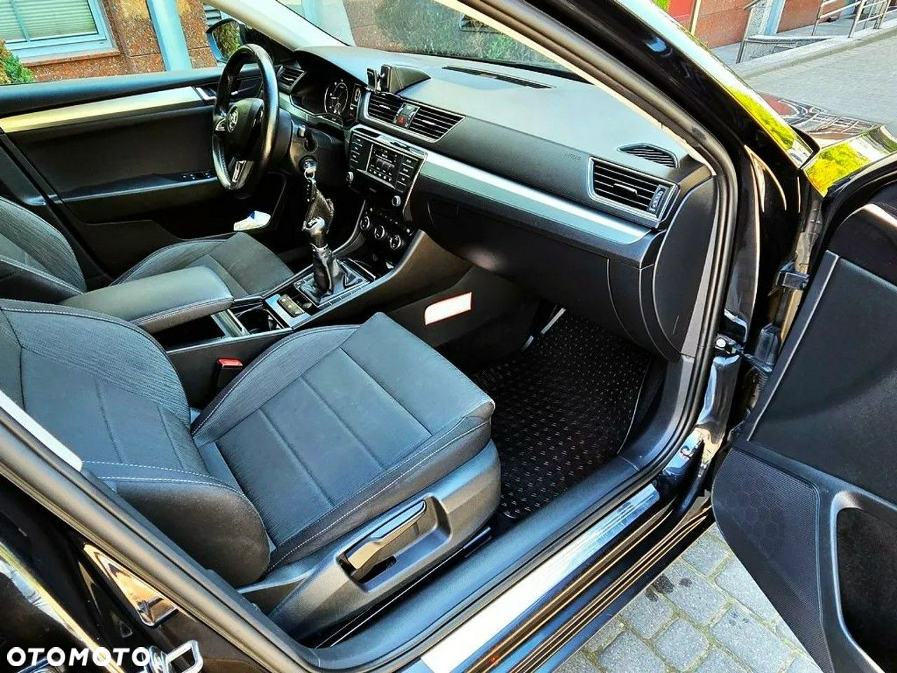 Skoda Superb 2.0 TDI Active - 9