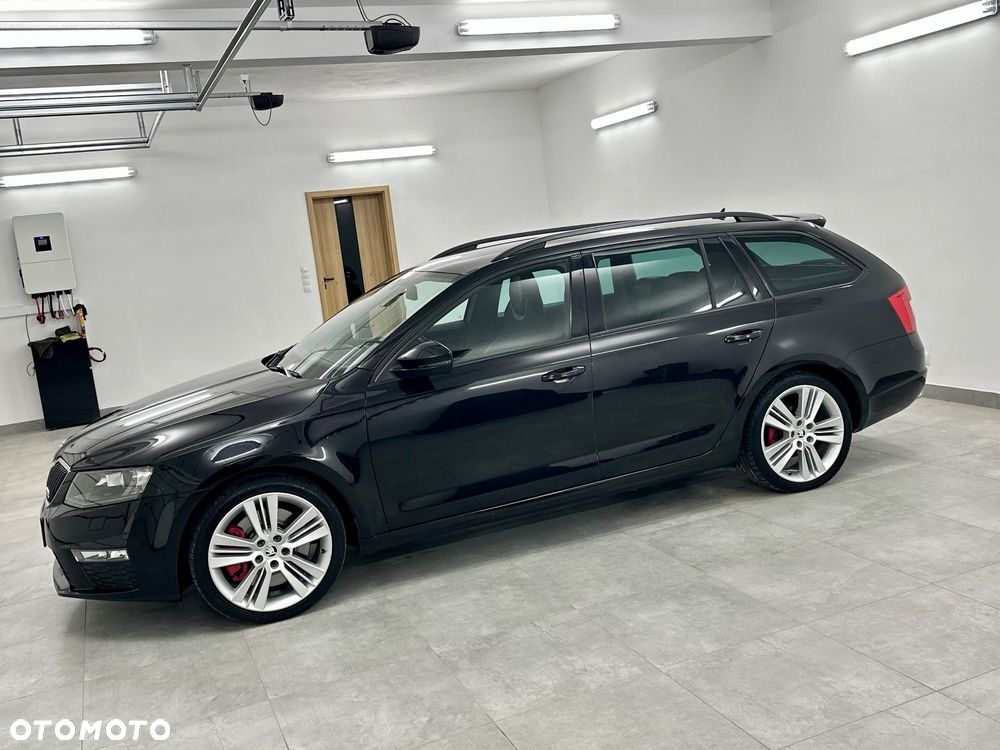 Skoda Octavia 2.0 TSI (Green tec) DSG RS - 6