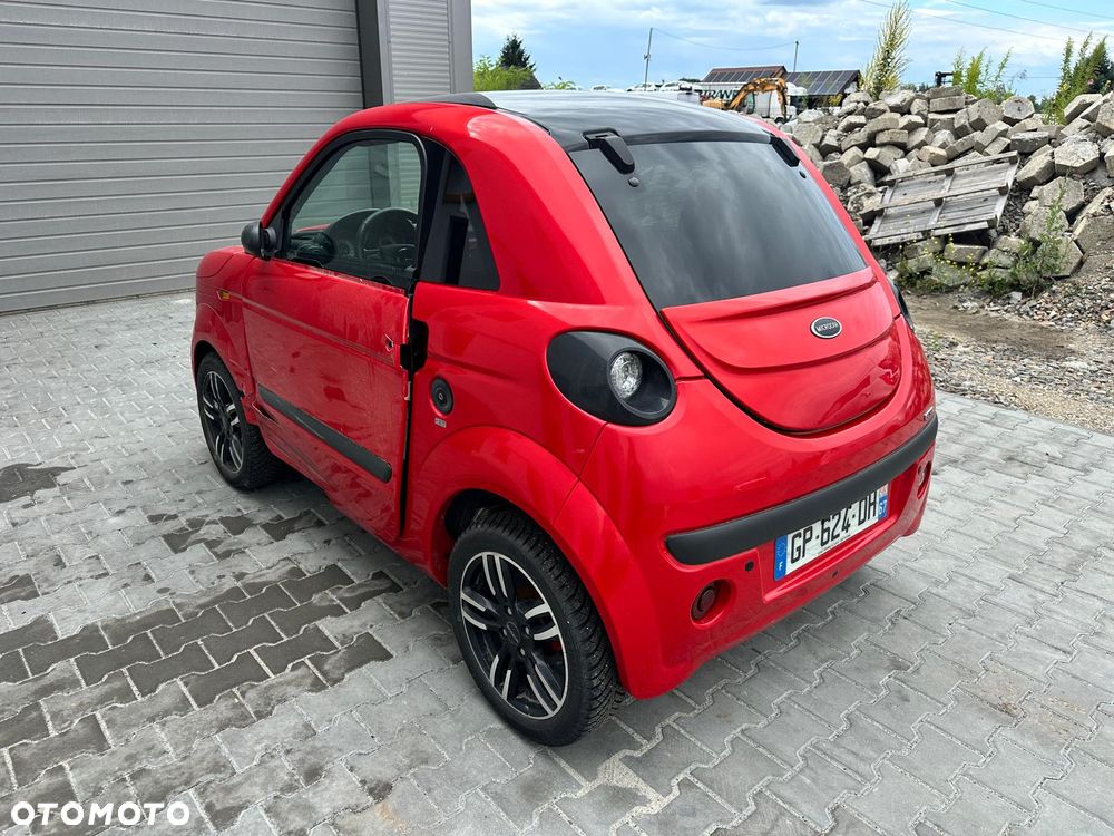Microcar DUE - 8