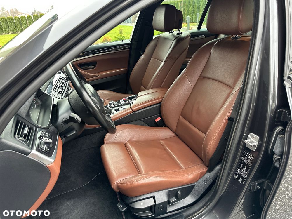 BMW Seria 5 520d - 16