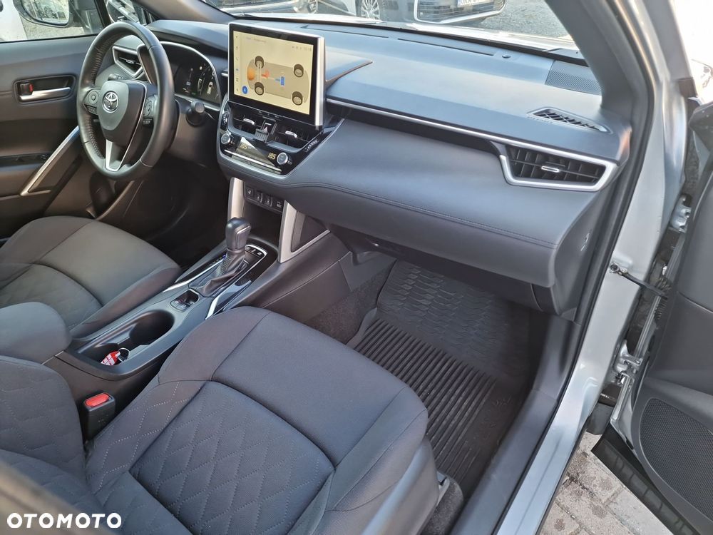 Toyota Corolla Cross 2.0 Hybrid Style - 16