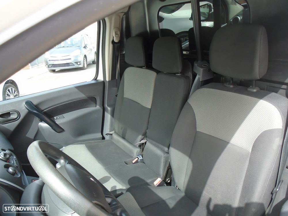 Renault Kangoo 1.5 DCI MAXI 3 LUGARES- 95 CV 6 V- IVA DEDUTIVEL - 9