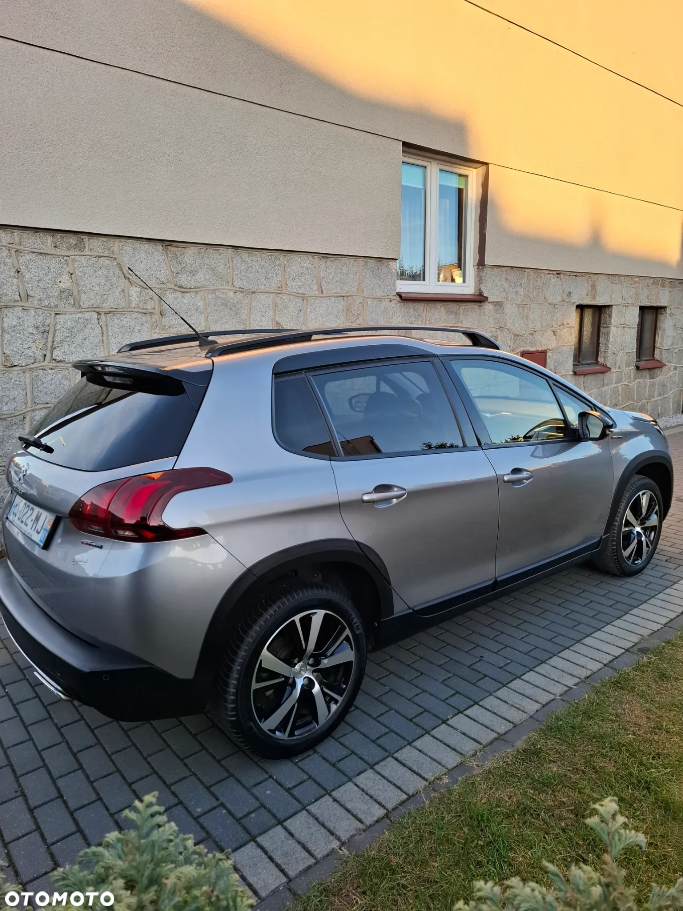 Peugeot 2008 PureTech 110 Stop&Start GT-Line Edition - 6