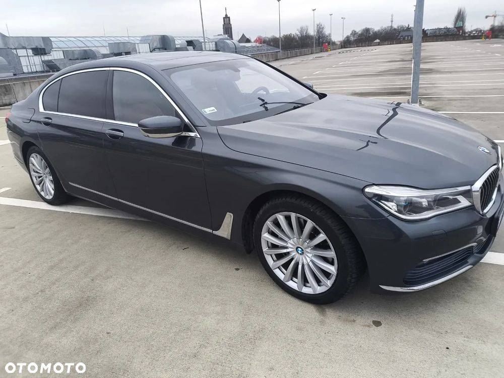 BMW Seria 7 - 1