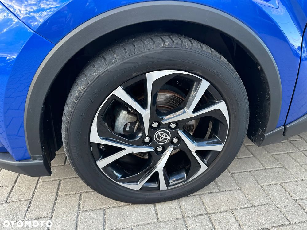 Toyota C-HR - 31
