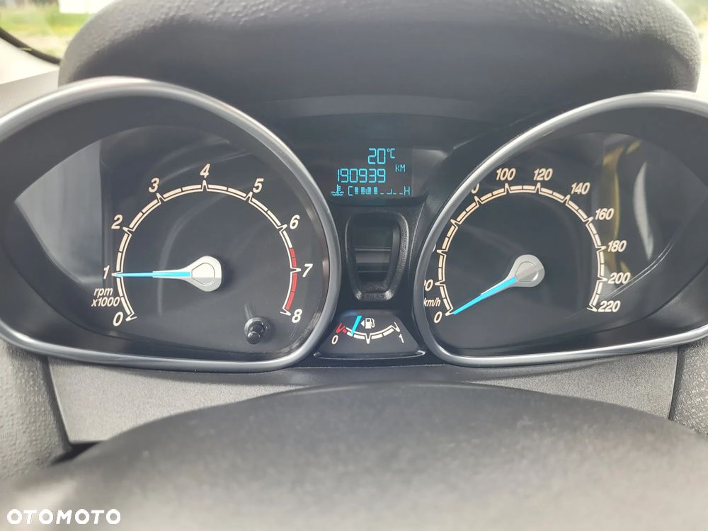 Ford Fiesta 1.25 SYNC Edition - 32