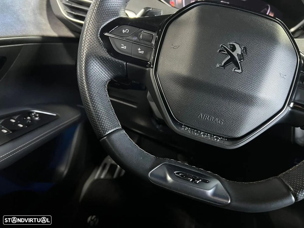 Peugeot 3008 1.6 Hybrid GT Pack e-EAT8 - 28