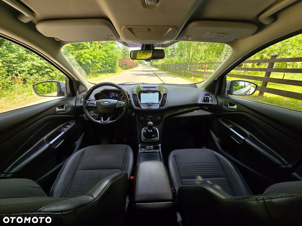 Ford Kuga 2.0 TDCi 2x4 Titanium - 7