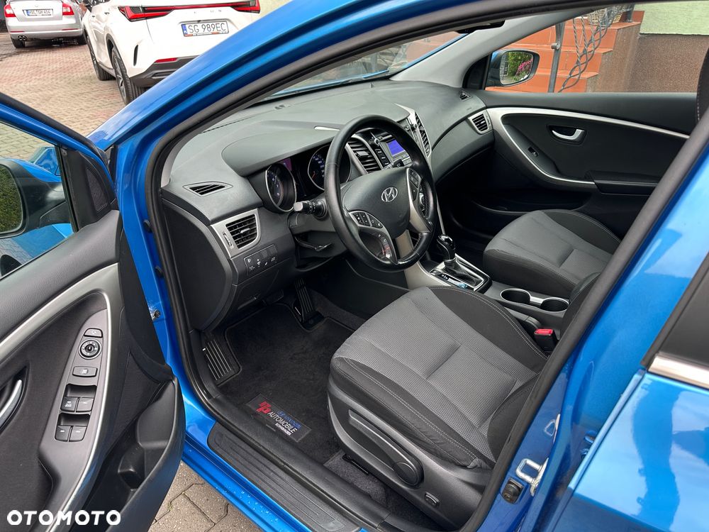 Hyundai i30 Kombi 1.6 GDi DCT Premium - 13
