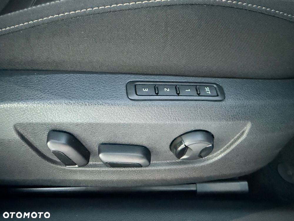 Skoda Superb 2.0 TDI SCR 4x4 Scout DSG - 36