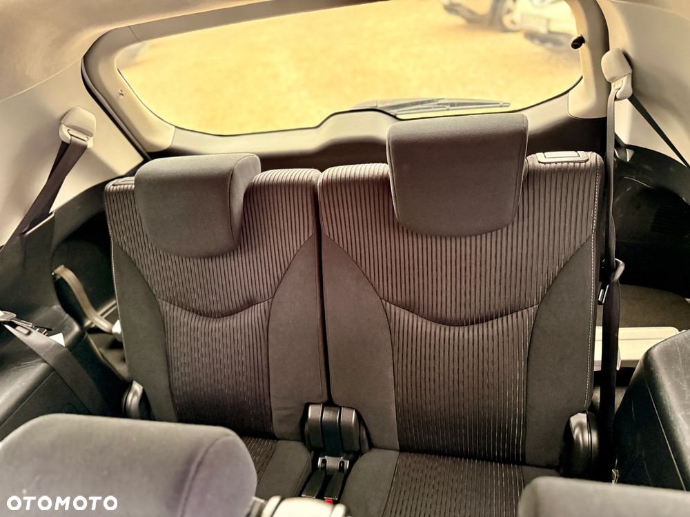 Toyota Prius+ (Hybrid) Comfort - 18