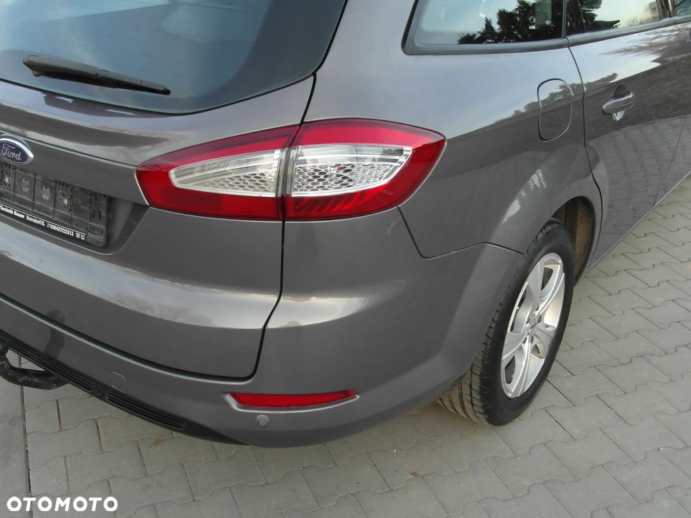 Ford Mondeo 2.0 Trend X - 10