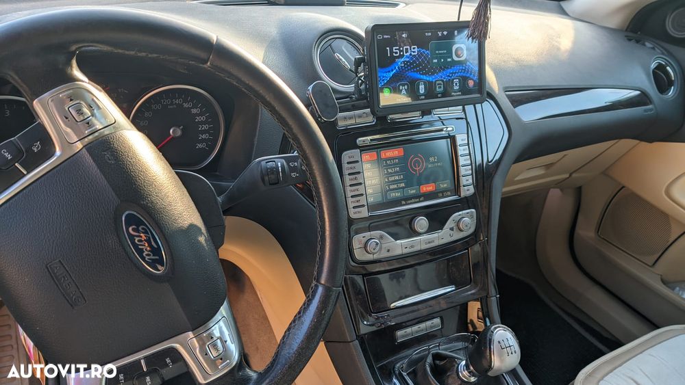 Ford Mondeo 2.0 TDCI Ghia - 8