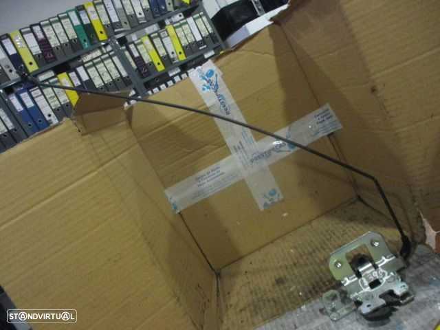 Fecho FEC3398 MERCEDES W212 2011 TE 3 PINOS - 3