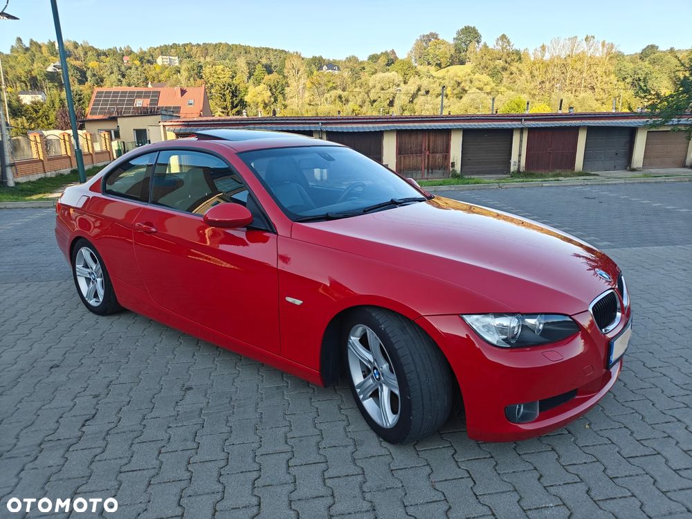 BMW Seria 3 320i - 16