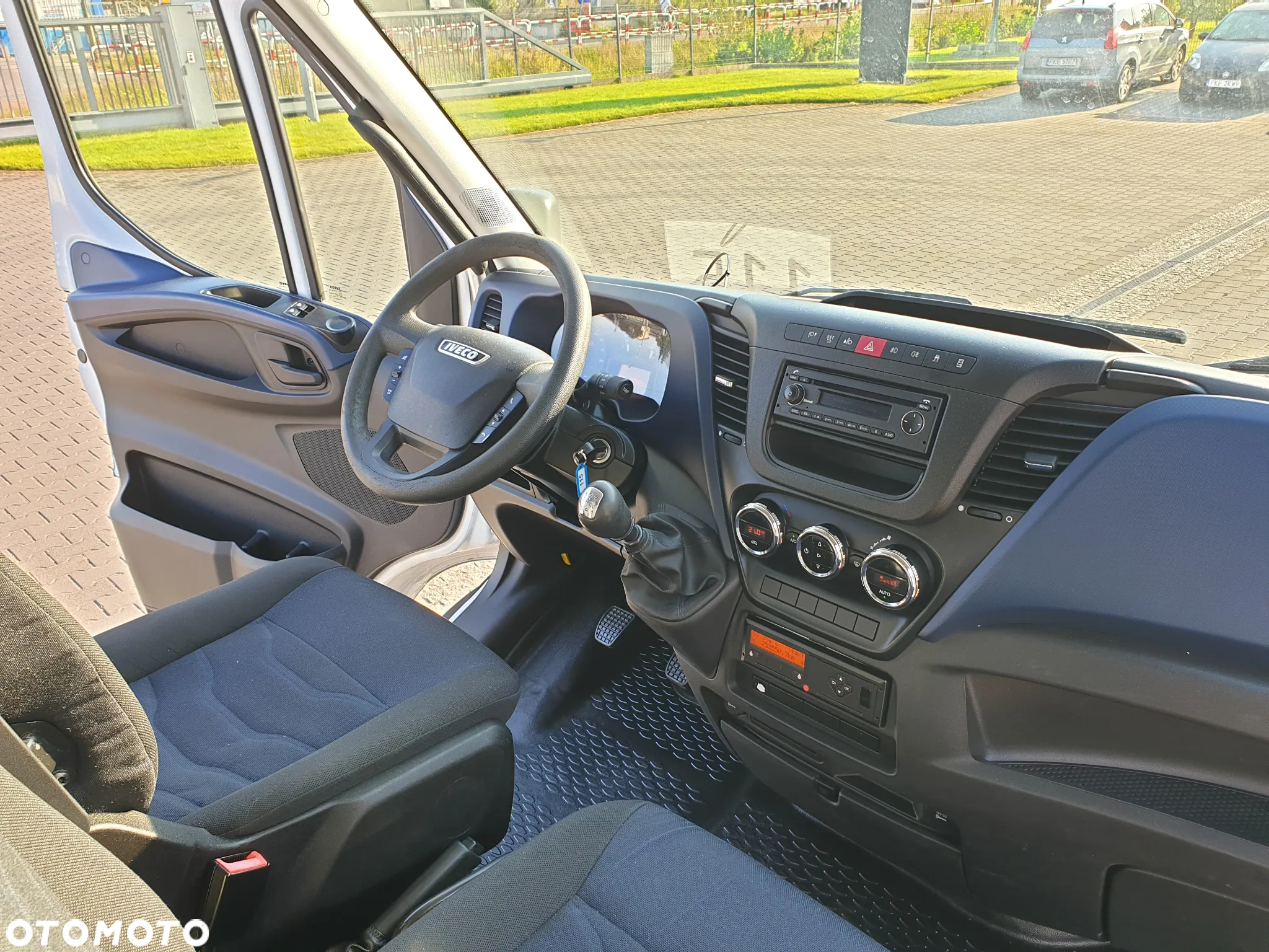 Iveco DAILY 65C18 BLASZAK L4H2 - 15