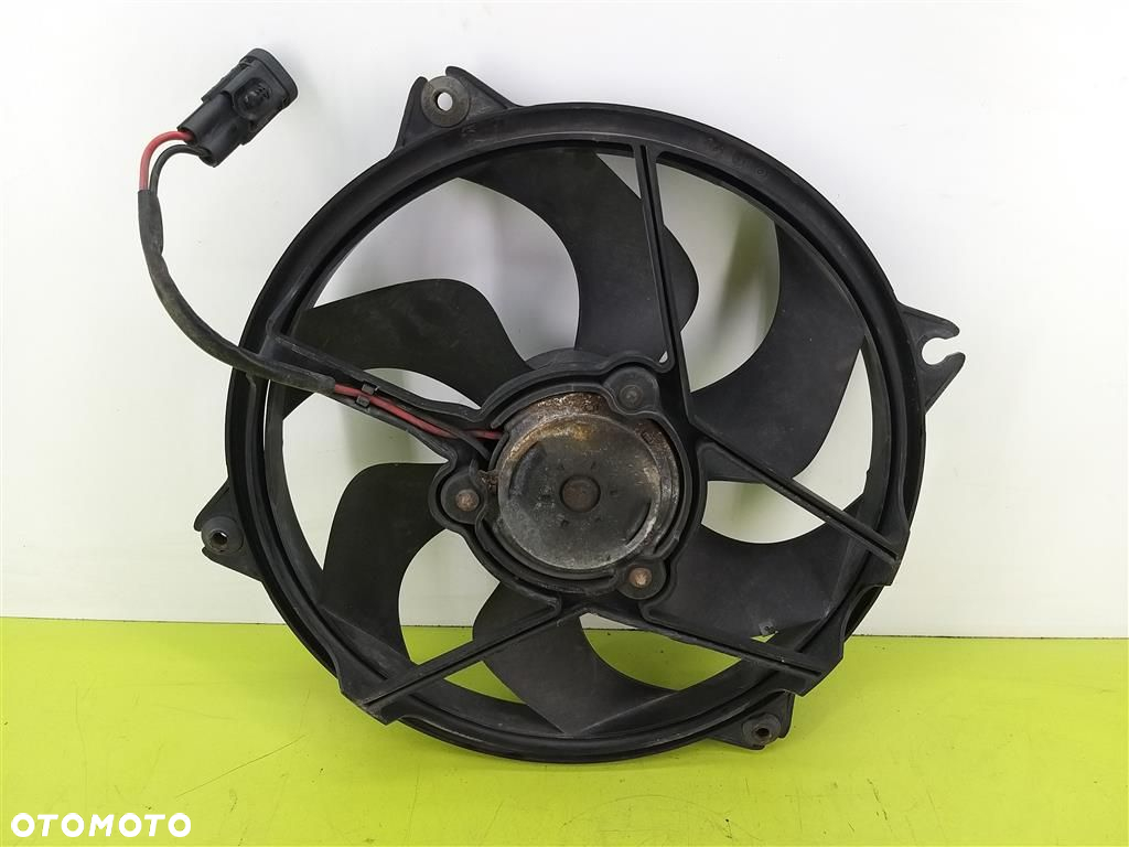 Wentylator chłodnicy wody Peugeot 307  I 1.6 16V 107KM  2001–2008 2 PIN - 2