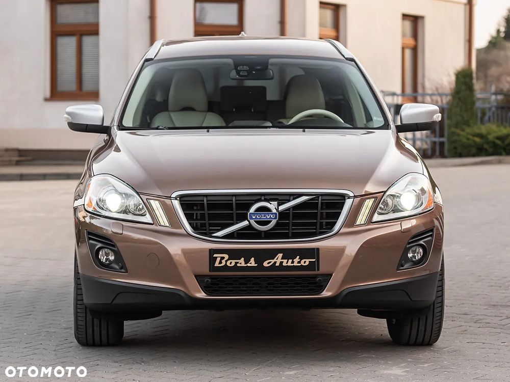 Volvo XC 60 D5 AWD Summum - 4
