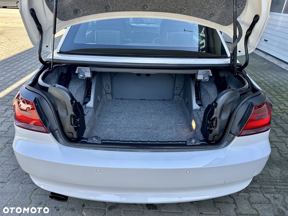 BMW Seria 3 320d DPF - 16