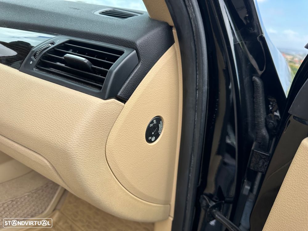 BMW X3 xDrive20d - 14