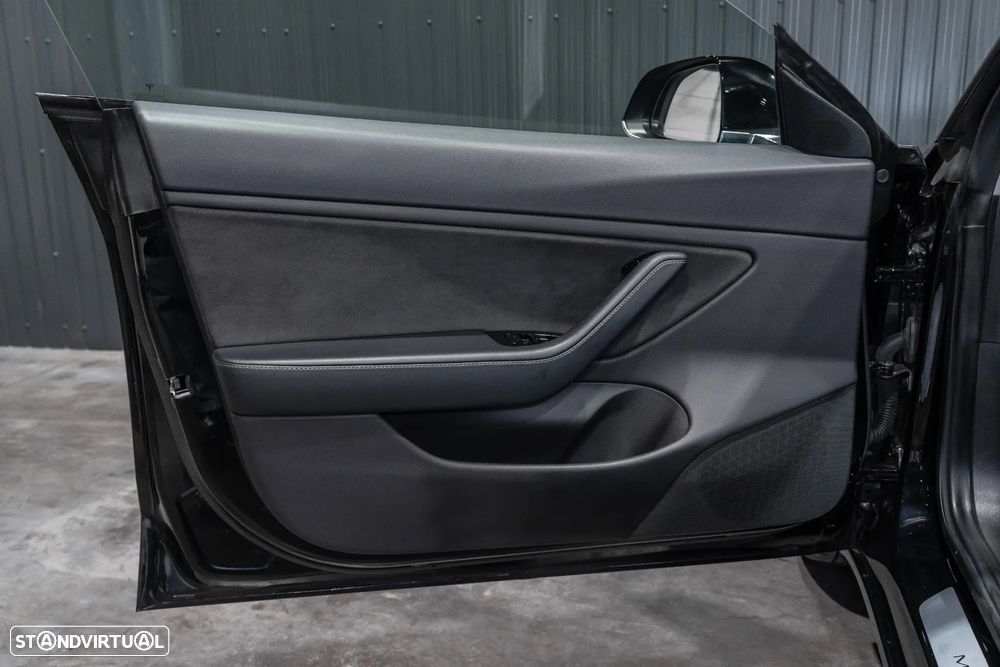 Tesla Model 3 Performance Dual Motor AWD - 16