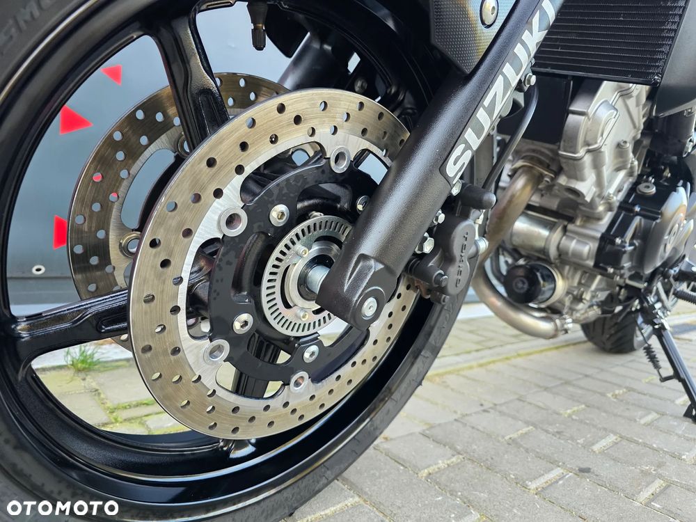 Suzuki SV - 14