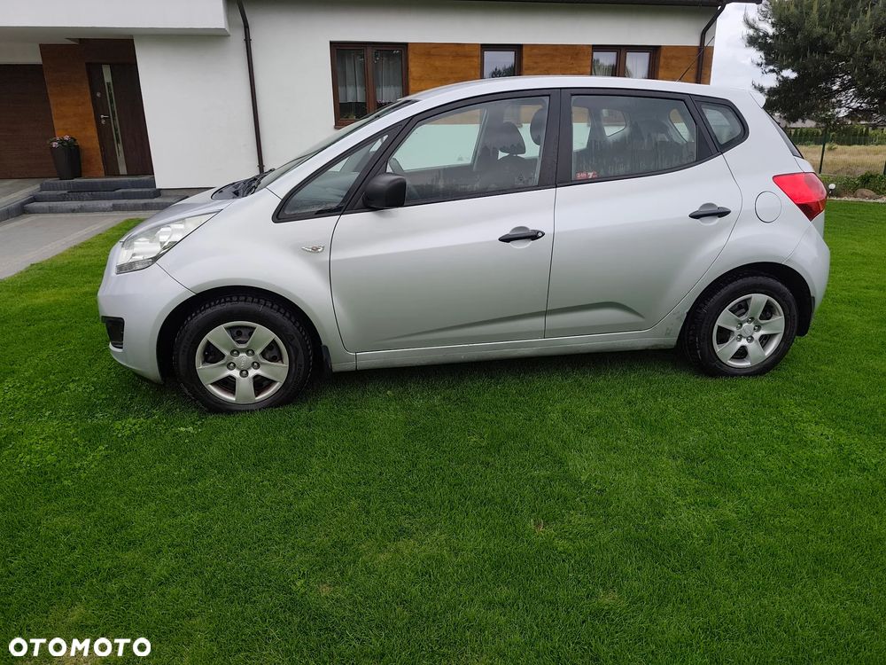 Kia Venga - 4