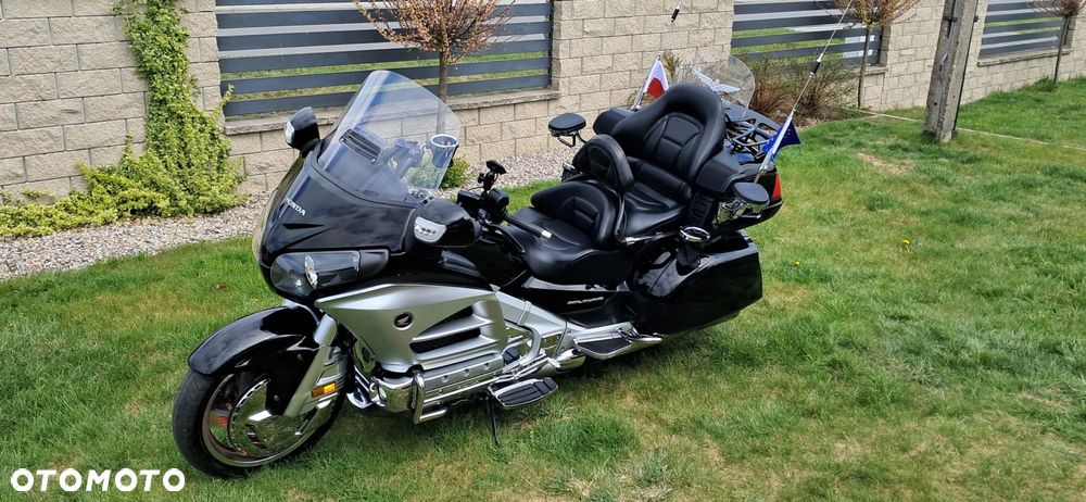 Honda GL - 4