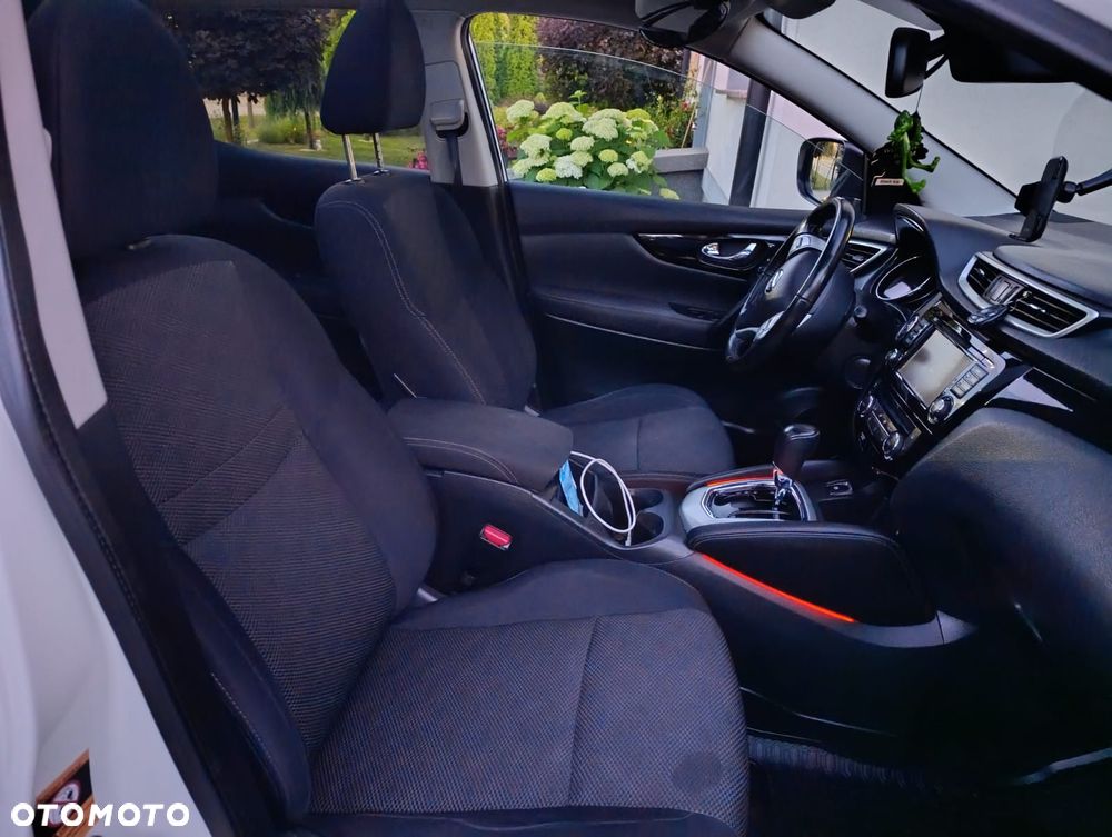 Nissan Qashqai 1.6 DCi Tekna Xtronic - 27