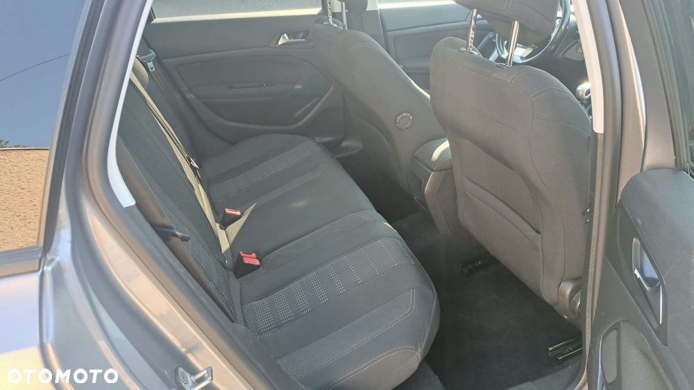 Peugeot 308 - 15