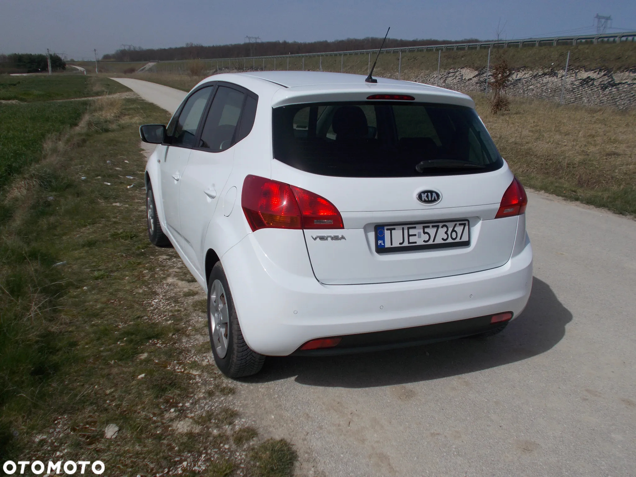 Kia Venga 1.4 CVVT Business Line - 5