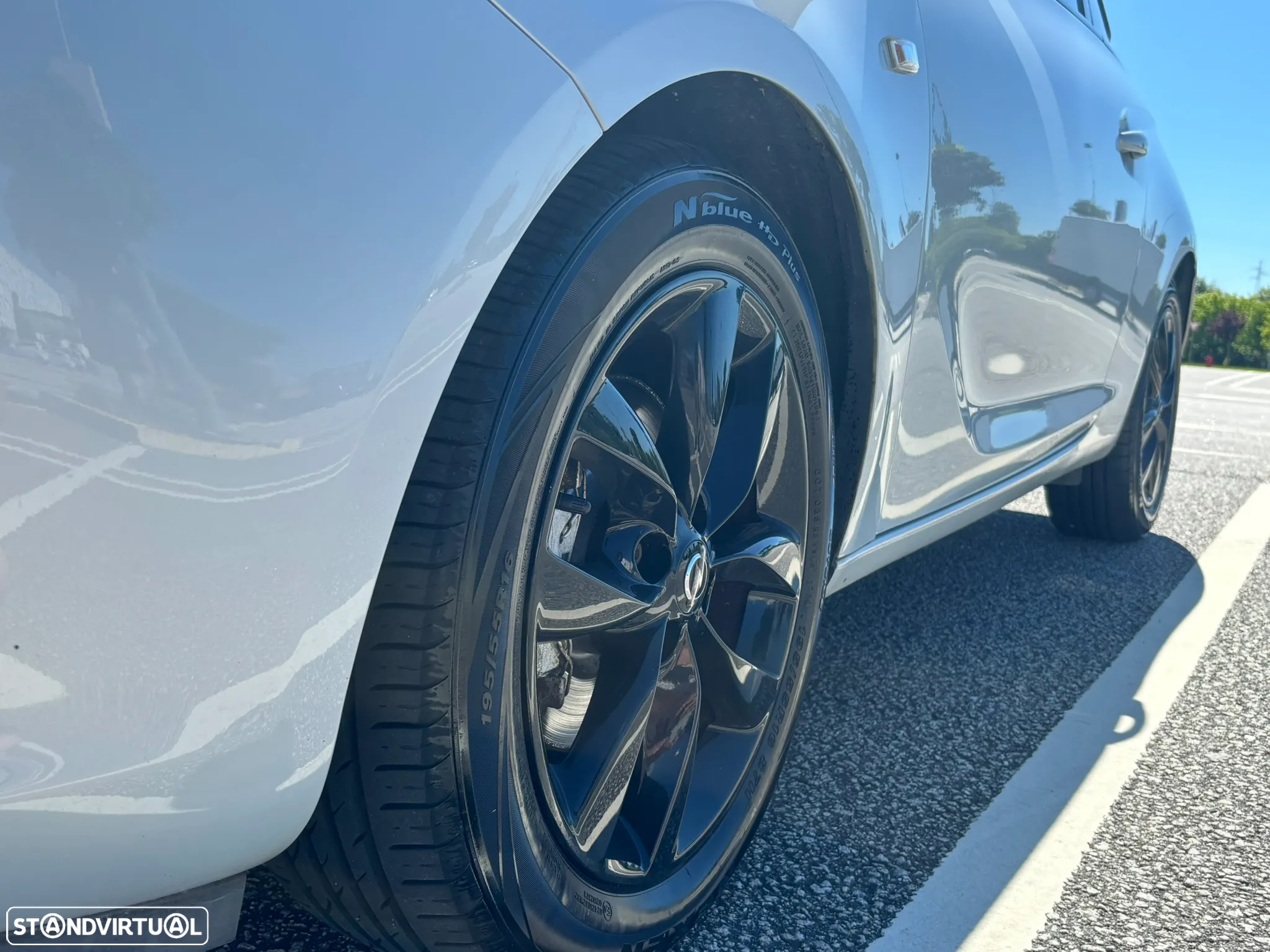 Opel Adam 1.0 T Glam - 6