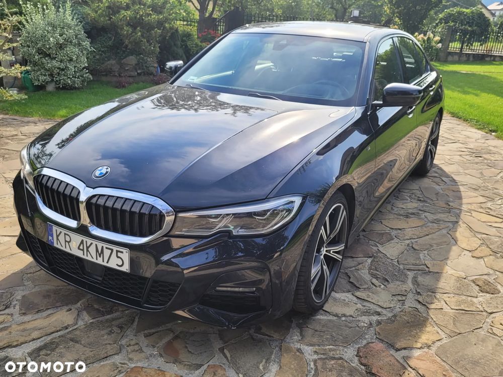 BMW Seria 3 320d M Sport - 4