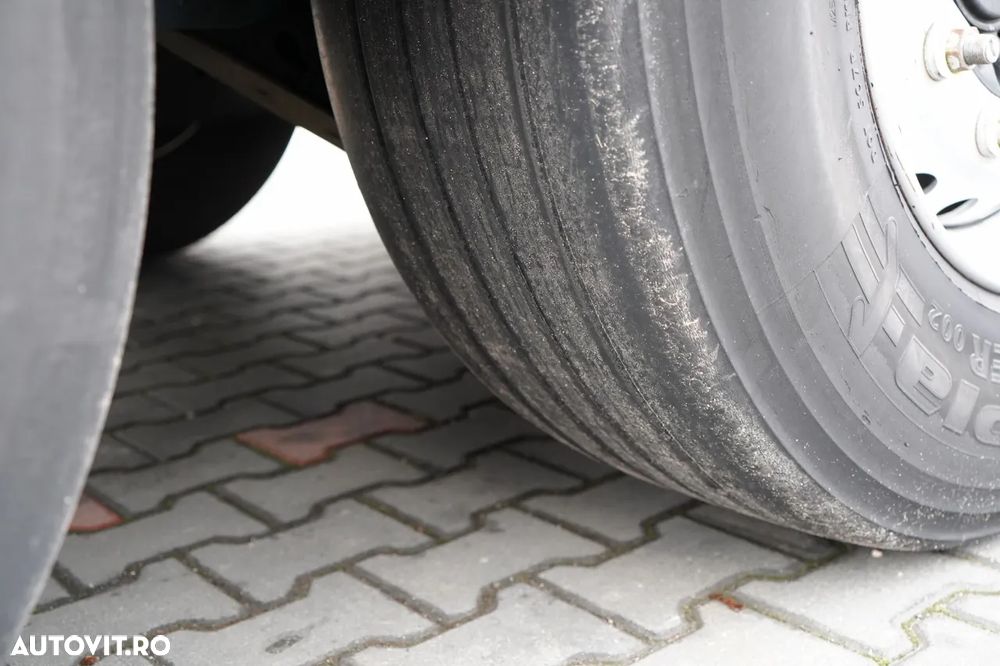 Fruehauf CONTAINER / LOT / OBLOAN RULANT / LIFT DHOLLANDIA / AXĂ SUSPENDATĂ / SAF / PODEA REZISTENTĂ - 19