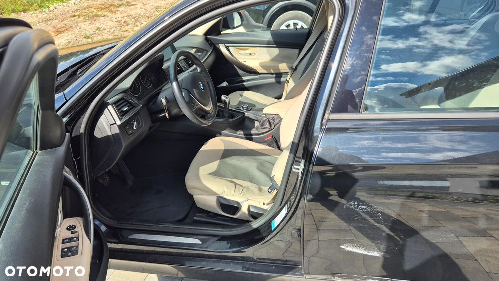 BMW Seria 3 318d Modern Line - 2