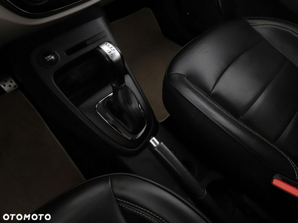Renault Captur ENERGY TCe 120 EDC Luxe - 29