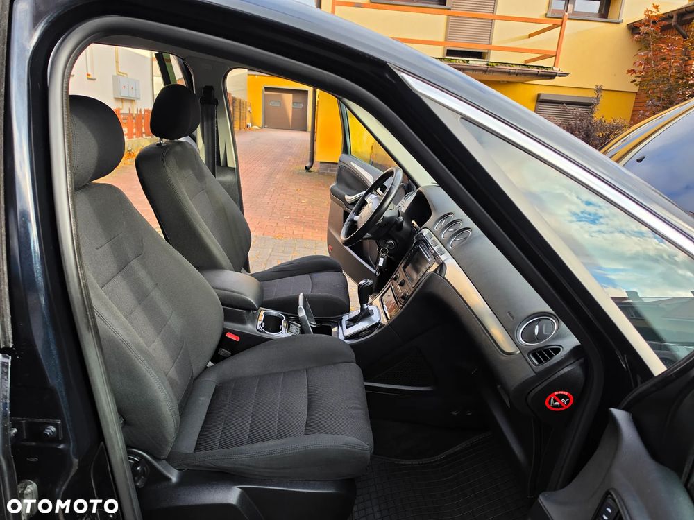 Ford S-Max - 21