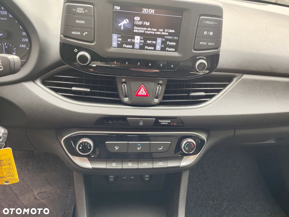 Hyundai i30 1.4 Classic - 24