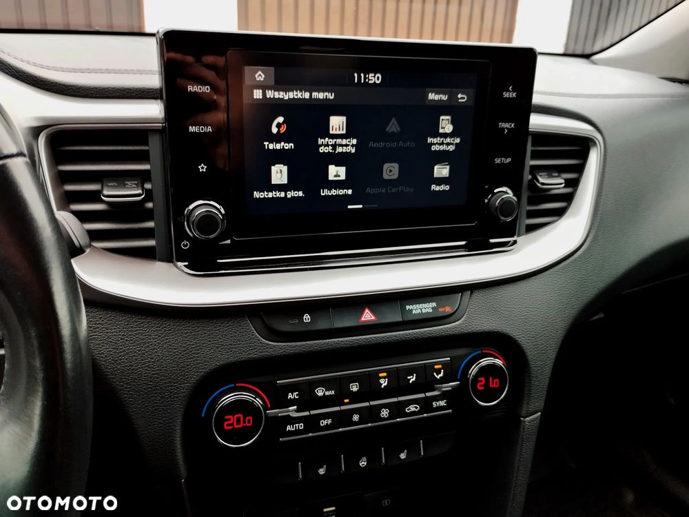 Kia XCeed - 22