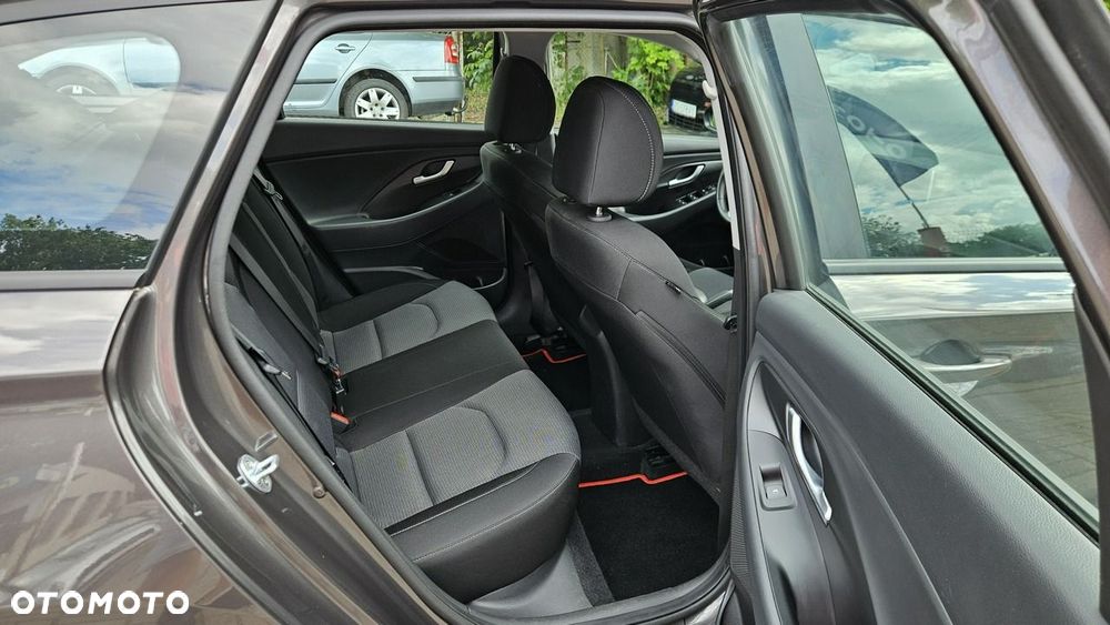 Hyundai i30 - 21