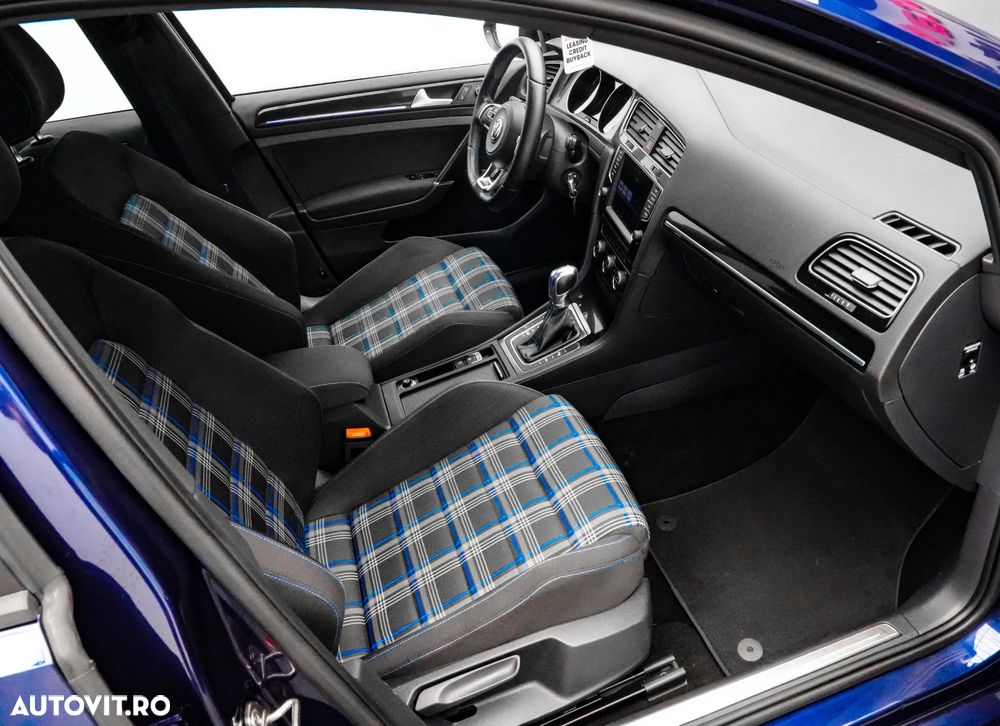 Volkswagen Golf 1.4 GTE Plug-In-Hybrid DSG - 13