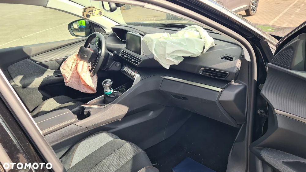Peugeot 3008 1.2 PureTech Active Pack S&S - 5