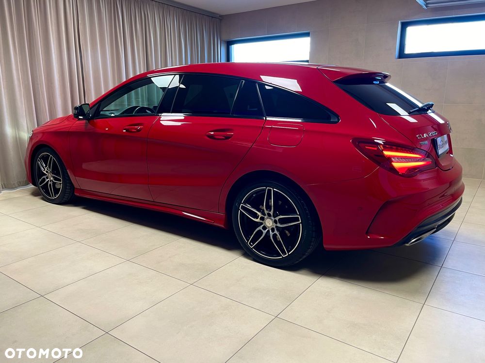 Mercedes-Benz CLA 200 7G-DCT AMG Line - 19